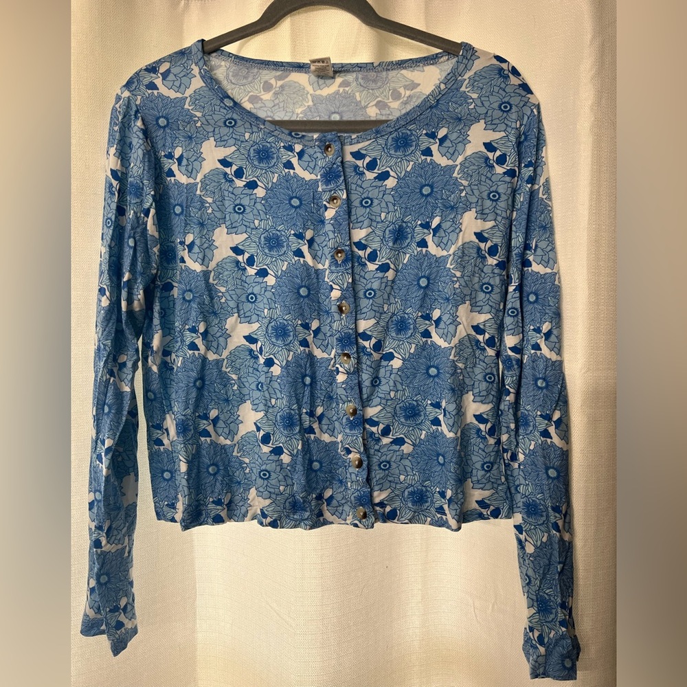 Kate Quinn shirt